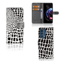 Motorola Edge 20 Pro | Telefoonhoesje | Met pasjeshouder | Slangenprint - thumbnail