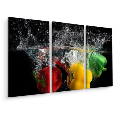 Schilderij - Paprika in het water, keuken, premium print