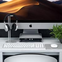 Satechi Monitor Stand Hub USB-C laptopdockingstation / standaard - thumbnail