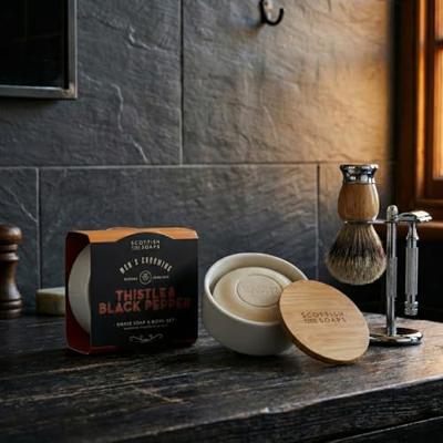 Scottish Fine Soaps Thistle & Black Pepper Shave Soap & Bowl Set 1Stuks Scottish Fine Soaps Thistle & Black Pepper Shave Soap & Bowl Set 1Stuks