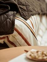 Essenza Essenza Meryl Dekbedovertrek 140x220+60x70 Vanilla - thumbnail