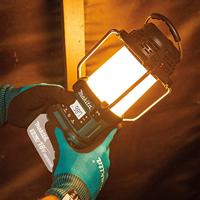 Makita werktent lamp met radio - DMR055 - 14,4V / 18V - excl. accu en lader - in doos - thumbnail