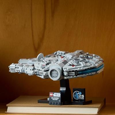 LEGO® Star Wars 75375 Millennium Falcon ruimteschip - thumbnail