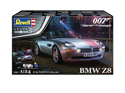 Revell 1/24 BMW Z8 - James Bond 007 (The World Is Not Enough) Geschenkset Revell 1/24 BMW Z8 - James Bond 007 (The World Is Not Enough) Geschenkset