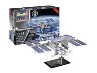 Revell 1/144 25th Anniversary "ISS" Platinum Edition - thumbnail