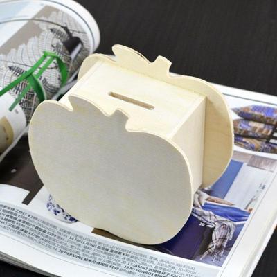 Mooie creatieve kind DIY houten Apple handgeschilderde Piggy Bank grootte: 10x 5.6 x 9.5 cm