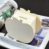 Mooie creatieve kind DIY houten Apple handgeschilderde Piggy Bank grootte: 10x 5.6 x 9.5 cm - thumbnail