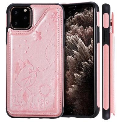 Voor iPhone 11 Pro Max kat Bee reliëf patroon schokbestendige beschermende case met kaartsleuven & fotolijstjes (Rose goud) Voor iPhone 11 Pro Max kat Bee reliëf patroon schokbestendige beschermende case met kaartsleuven & fotolijstjes (Rose goud)