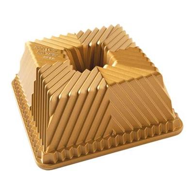 Nordic Ware Tulband / Bakvorm - Bundt Squared Pan 22 x 22 cm / 2.4 liter