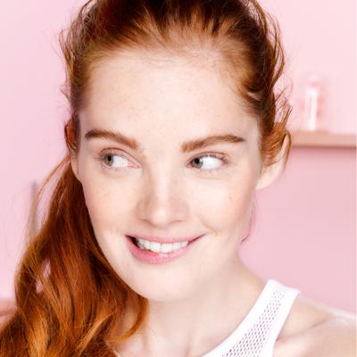 L’Oréal Paris Skin Expert Delicate Flowers Zachte Reinigingsdoekjes - 6 x 25 stuks - Voordeelverpakking - Gezichtsreiniger voor Droge en gevoelige huid L’Oréal Paris Skin Expert Delicate Flowers Zachte Reinigingsdoekjes - 6 x 25 stuks - Voordeelverpakking - Gezichtsreiniger voor Droge en gevoelige huid