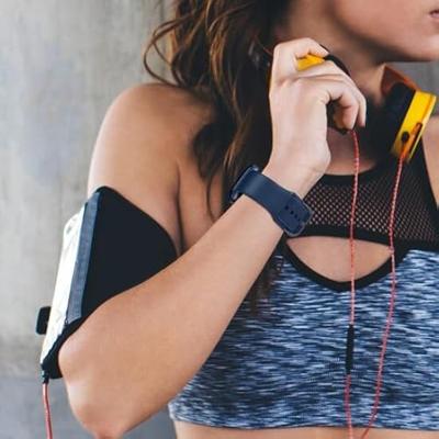 Soft siliconen bandje met gespsluiting - Donkerblauw - Geschikt voor Apple Watch 44mm / 45mm / 46mm / 49mm