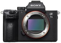 Sony Alpha 7M3 E-Mount volledig formaat digitale camera ILCE-7M3 (24,2 megapixel, 7,6 cm (3 inch) touchscreen, Exmor R CMOS full-size sensor, XGA OLED-zoeker, 2 kaartsleuven, alleen behuizing) zwart - thumbnail