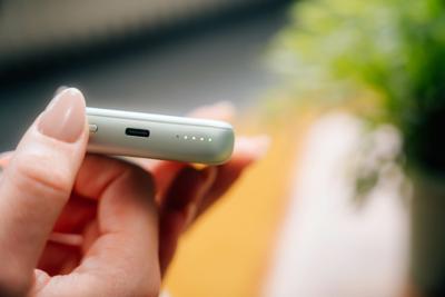Verbatim Charge n Go Magnetic Wireless Powerbank 10000 mAh Fast Charge, Quick Charge 3.0, USB PD 3.0, Adaptive Fast Charge LiPo USB-C Groen Verbatim Charge n Go Magnetic Wireless Powerbank 10000 mAh Fast Charge, Quick Charge 3.0, USB PD 3.0, Adaptive Fast Charge LiPo USB-C Groen