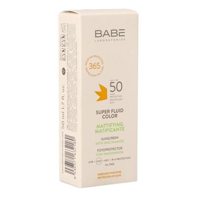 Babé Sun Oil Free Super Fluid Matterend en Getint SPF50 50ml