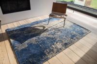 Louis de Poortere - 8629 Mad Men Abyss Blue - 80x150 cm Vloerkleed - thumbnail