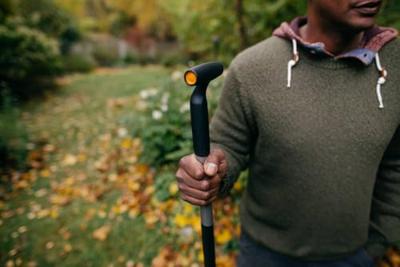 Fiskars Ergonomic Harkschop - 1077116 Fiskars Ergonomic Harkschop - 1077116