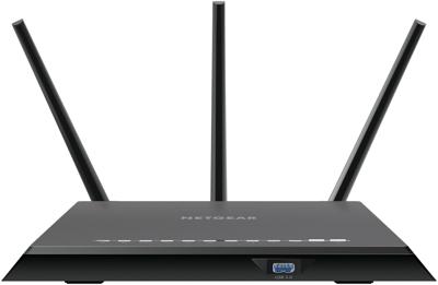 NETGEAR Nighthawk R7000 draadloze router AC1900 (dual-band, tot 1900 Mbps, dekking tot 150 m² en 30 apparaten, 4x1G LAN en 2 USB-poorten, incl. 30 dgn bescherming via Circle en Armor cyberbeveiliging)