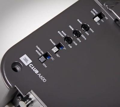 JBL Club A600 - Autoversterker - 600 W JBL Club A600 - Autoversterker - 600 W