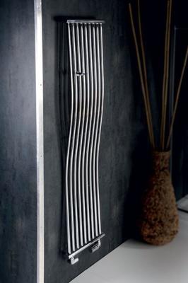 Designradiator Sapho Onda Gebogen 40x170 cm 425W Chroom Sapho Designradiator Sapho Onda Gebogen 40x170 cm 425W Chroom Sapho
