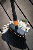 Fiskars Quikfit bezem - 1001415 - 1001415 - thumbnail