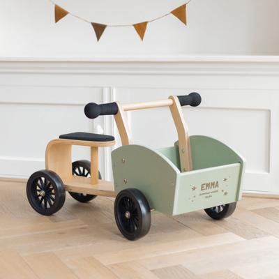 Houten bakfiets met naam Houten bakfiets met naam