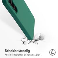 Accezz Liquid Silicone Backcover met MagSafe voor Samsung Galaxy S24 FE Telefoonhoesje Groen - thumbnail