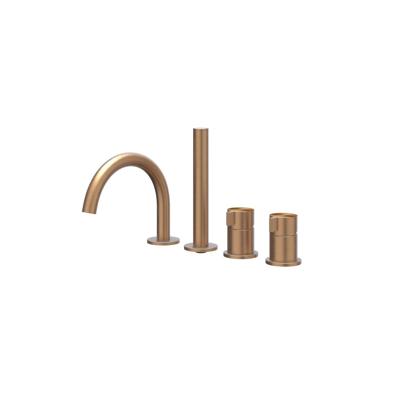Badrandcombinatie IVY Tribe 4-gats Mengkraan Met Uittrekbare Handdouche Draaibare Uitloop RVS316 Geborsteld Mat Koper PVD IVY Badrandcombinatie IVY Tribe 4-gats Mengkraan Met Uittrekbare Handdouche Draaibare Uitloop RVS316 Geborsteld Mat Koper PVD IVY