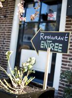 Krijtbord Securit pijl 440x270mm met houten pin - thumbnail