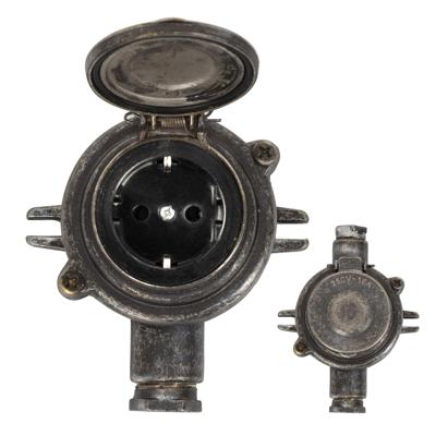 Jaren 30 Vintage Stopcontact II Tin Jaren 30 Vintage Stopcontact II Tin