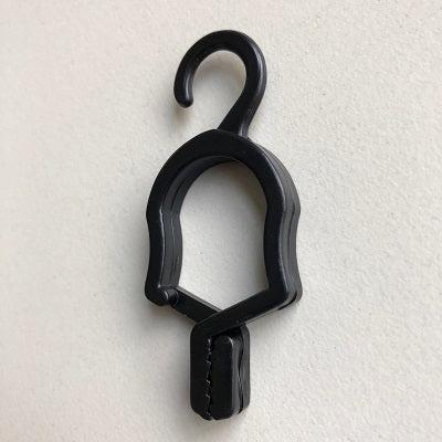 Sjaalhanger zwart met ophanghaakje