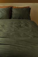 At Home At Home by BeddingHouse Cosy Corduroy Dekbedovertrek Groen 60 x 70 cm - thumbnail