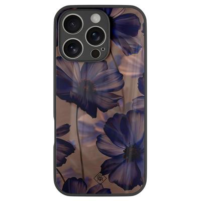iPhone 16 Pro glazen hardcase - Twilight petals iPhone 16 Pro glazen hardcase - Twilight petals