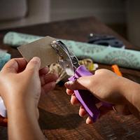 Fiskars handpons, medium cirkel, gatgrootte 3 mm, 1 stuk - thumbnail