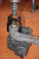 KS Tools 4500330 Poelietrekker voor kogelgewricht Spanbereik: 58 mm - thumbnail