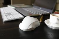 Matias M20DCW Ergonomische muis Draadloos Optisch Wit 4 Toetsen 1000 dpi, 1600 dpi Ergonomisch - thumbnail