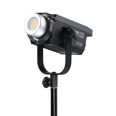 Nanlite FS-150B Bi-color LED Spot Light Nanlite FS-150B Bi-color LED Spot Light