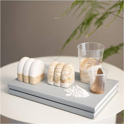 https://www.cchobby.nl/hobbyset-hars-gieten-beeldje-beige-off-white-1-doos