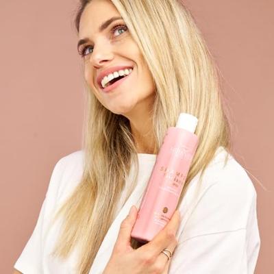 Straight hair shampoo with Water Lily - 250 ml