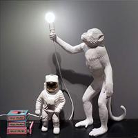 Seletti Monkey Lampresin Standing - thumbnail