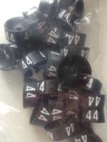 MB zwart/wit 44 voor op kledinghanger - thumbnail