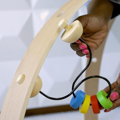 BABY EINSTEIN Zen's Activity Milestones speelkleed met houten staaf, multisensorisch speelgoed, vanaf de geboorte