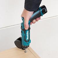 Makita DF012DSE DF012DSE Accu-knikschroefmachine 7.2 V 1.5 Ah Li-ion Incl. 2 accus, Incl. lader, Incl. koffer - thumbnail