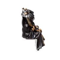 The Reaper of Death Zittend op Bank - thumbnail