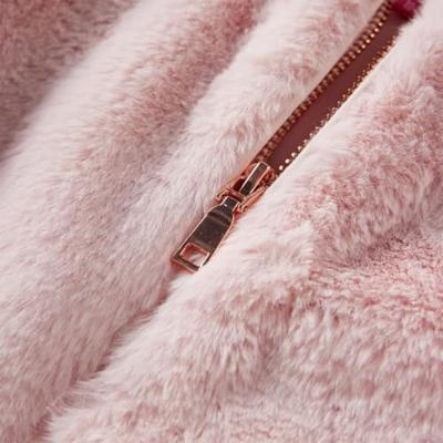 Kinderjas 128 kunstvacht zachtroze Kinderjas 128 kunstvacht zachtroze