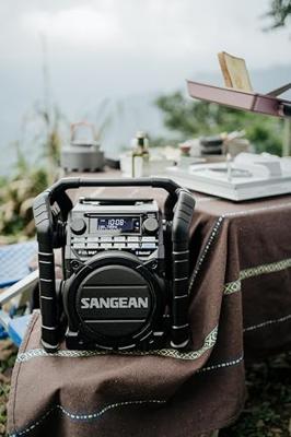 Sangean U-4 DBT+ Bouwradio DAB+, VHF (FM) AUX, Bluetooth, USB Acculaadfunctie, Oplaadbaar, Waterdicht, Stofvast Zwart
