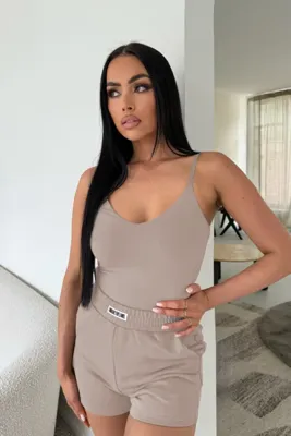 Unique The Label Molly Korte Broek Dames Lichtbruin - Maat XS - Kleur: Lichtbruin | Soccerfanshop