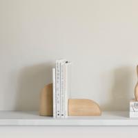 Ethnicraft Boekenstandaard 'PI' Plataanhout, Set van 2 stuks, kleur Naturel - thumbnail