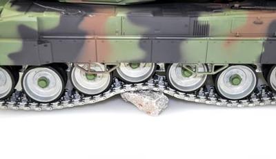 Torro 1/16 RC Leopard 2A6 Camouflage BB+IR met metalen tracks (2024 versie)