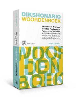 Dikshonario/Woordenboek (Paperback)
