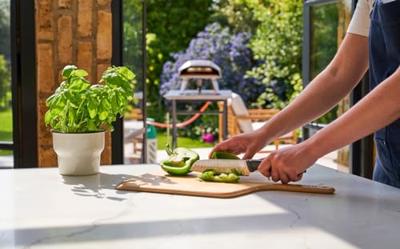 Ooni Bamboo Pizza Peel & Serving Board grillbestek - thumbnail